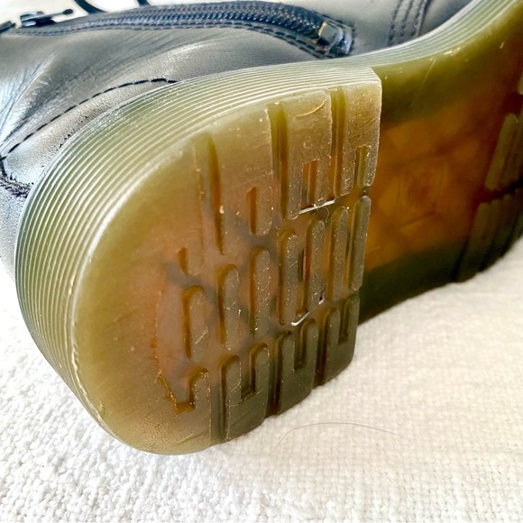 Dr. Martens Juniors Softy T Leather Boots Kids Size US2 UK1 EU33 - Picture 12 of 16